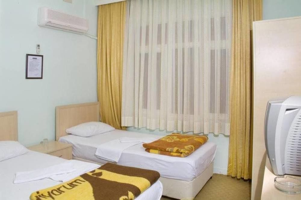 Uenver Hotel Адана Екстер'єр фото